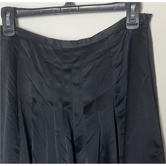 Ann Taylor Skirt Size 8 Pleated Flouncy Shiny Black Side Zip Dressy Silk Wool - Picture 5 of 6